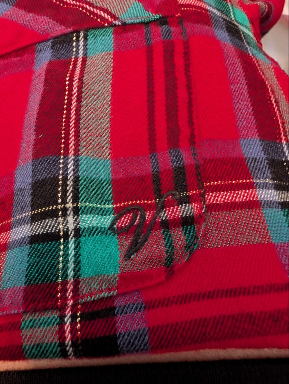 Victoria's Secret Red Plaid Short Pajama Set - Picture 8 of 14